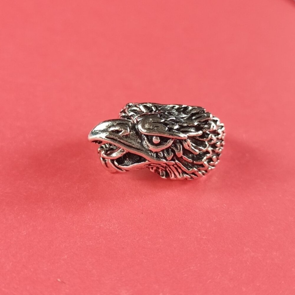 Clawing Eagle Head Animal Ring - image 4